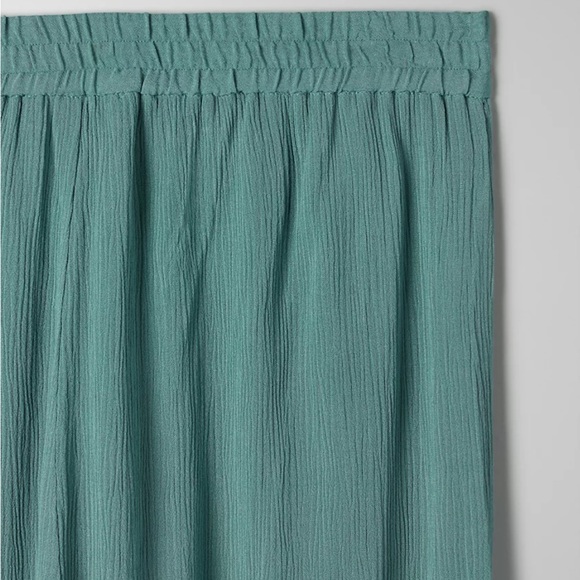 Aritzia-Babaton high rise pants size Small - Picture 16 of 16